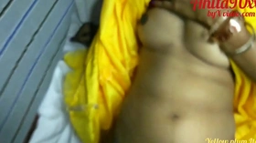 Indian Muslim bhabi ki jaberdast chudai yellow sute me Indian sex video